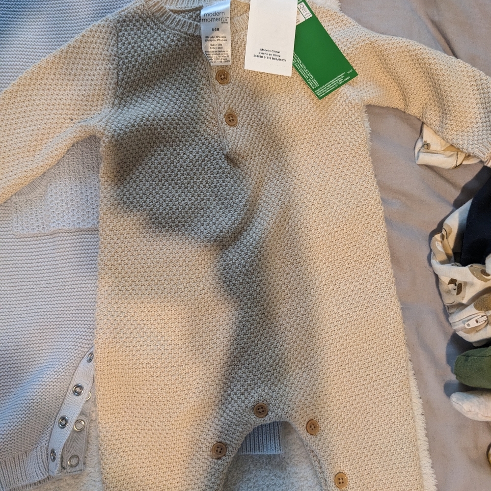 Sweater Rompers - Picture 3 of 5